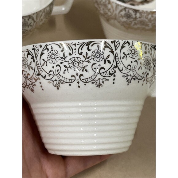 VTG American Limoges Triumph D'or Serenade 3 Cups & 4 Saucers 22K Gold READ - Picture 9 of 16
